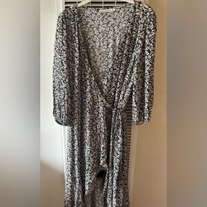 Abercrombie & Fitch long sleeve midi wrap dress with ruffle skirt size XL